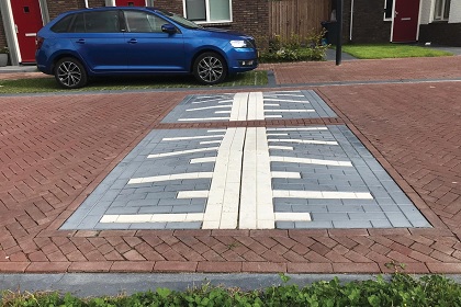 Nieuw: verkeerskussens 20 km/h met straatsteenmotief