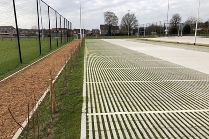 Nieuw: Groene parkeervakken met Hydro Lineo Blok