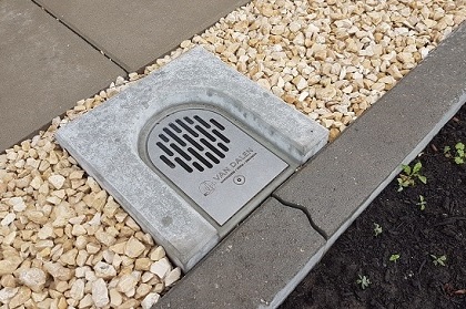 Afkoppeltegels met maatwerk roosters