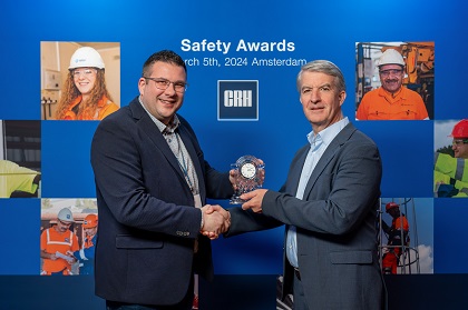 Jeremy de Bruin wint CRH safety award 2023