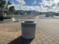 Betonnen pouf en plantenbak